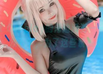 Kitkat Cosplay的海边漫游——精选作品集，放下伞，为了这些镜头拼了！